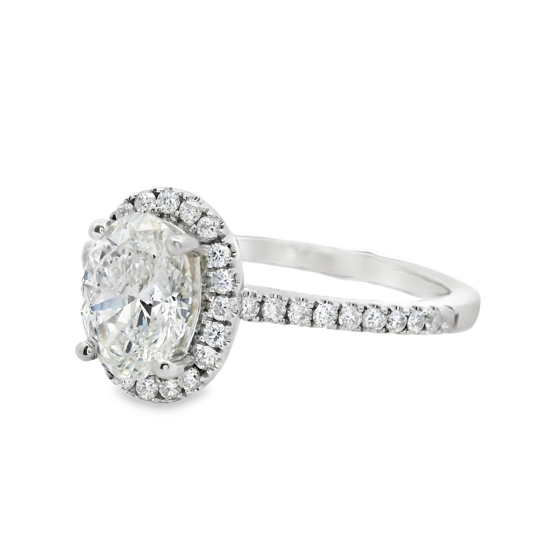 18kt White Gold Natural Oval Brilliant Diamond Engagement Ring (1.13ct)