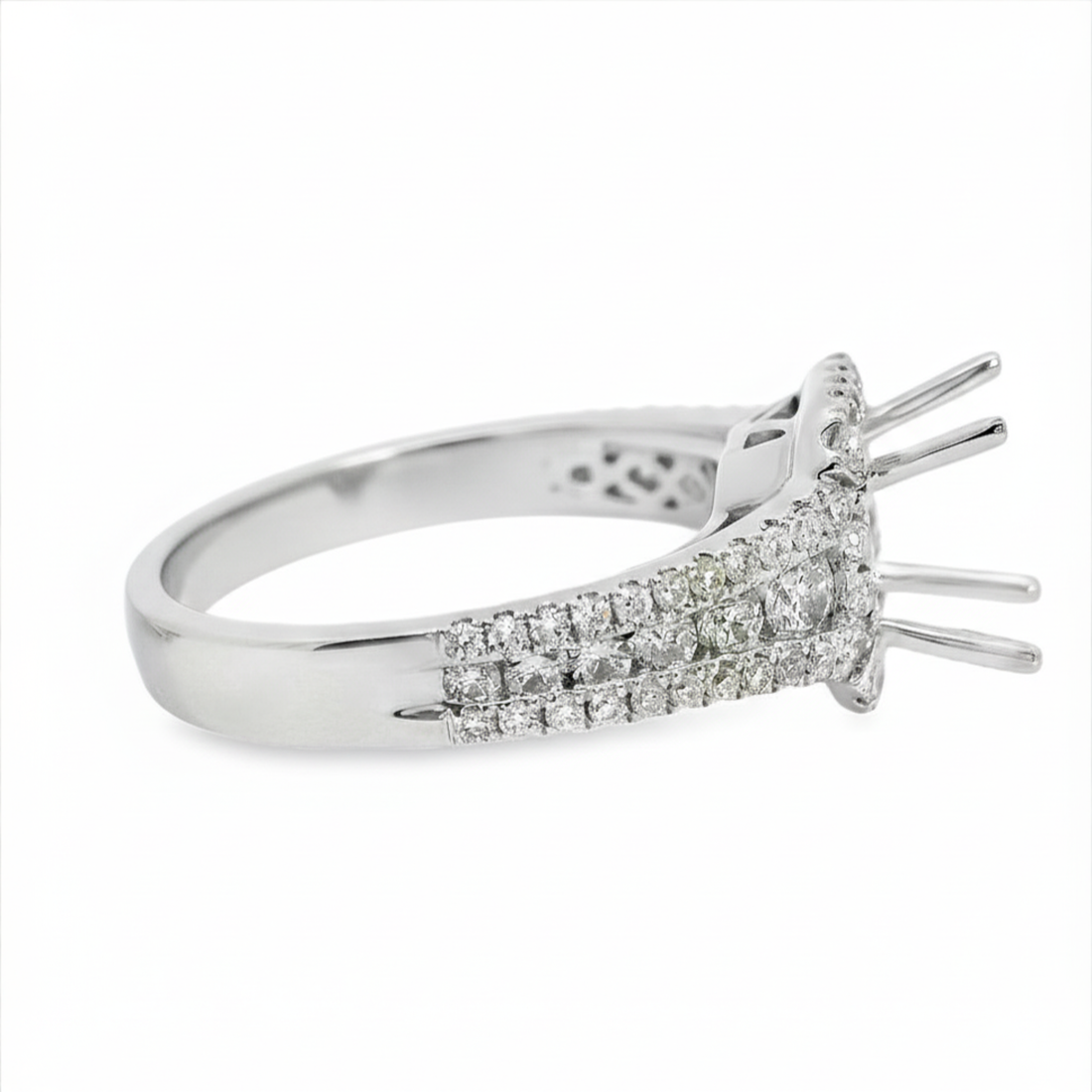 18kt White Gold Round Diamond Halo Semi-Mount Ring (.77ct)