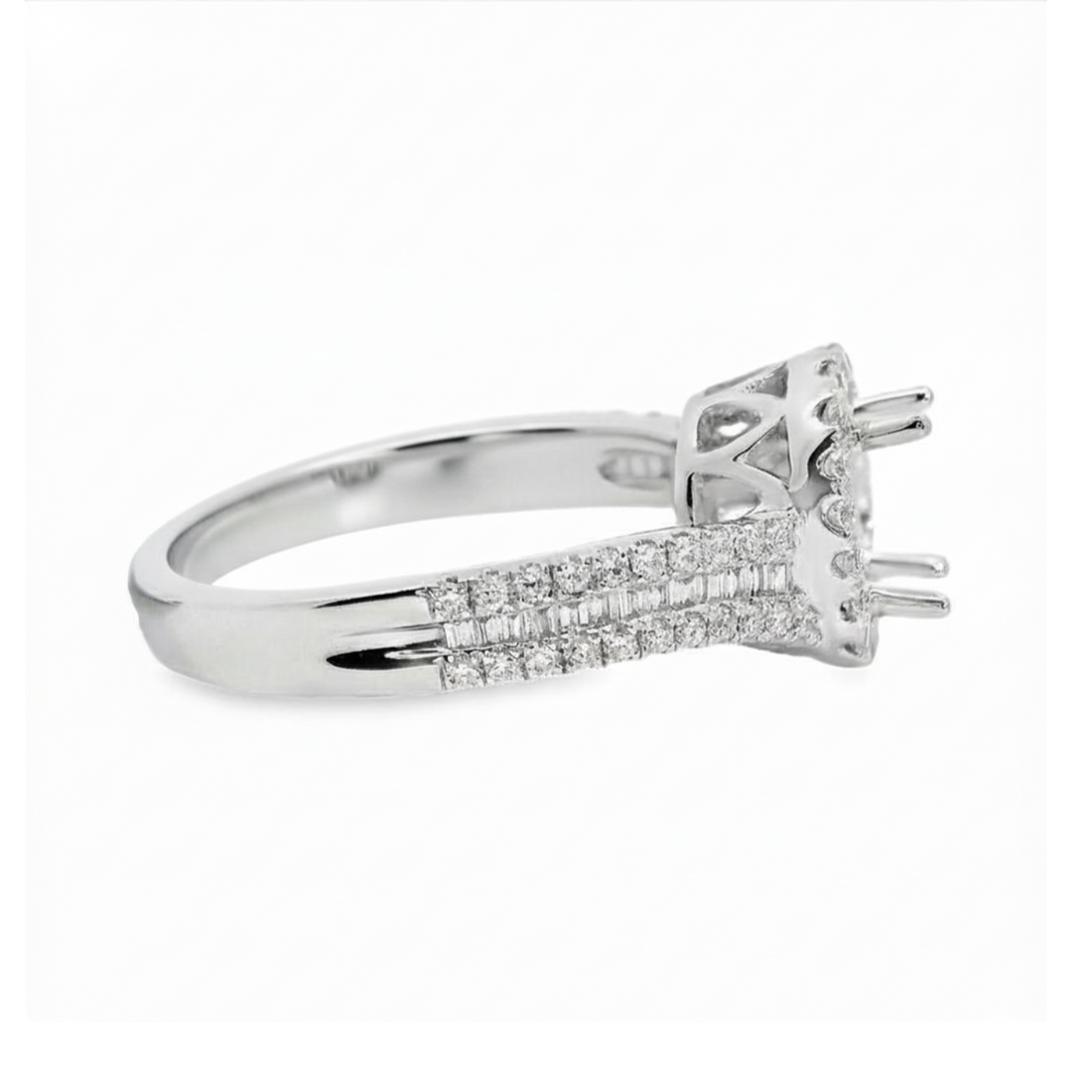 18kt White Gold Full-Cut and Baguette Diamond Oval Semi-Mount Ring (.53ct)