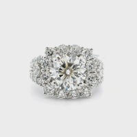 18kt White Gold Round Diamond Engagement Ring (5.27ct)