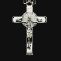 18kt White Gold Italian Made Crucifix Charm (3.13g)