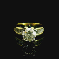 18kt Yellow Gold Natural Round Brilliant Diamond Engagement Ring (2.37ct)